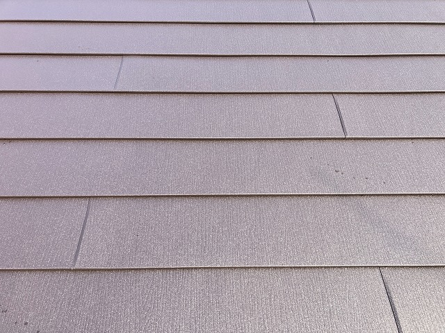 金属屋根材の取り付け